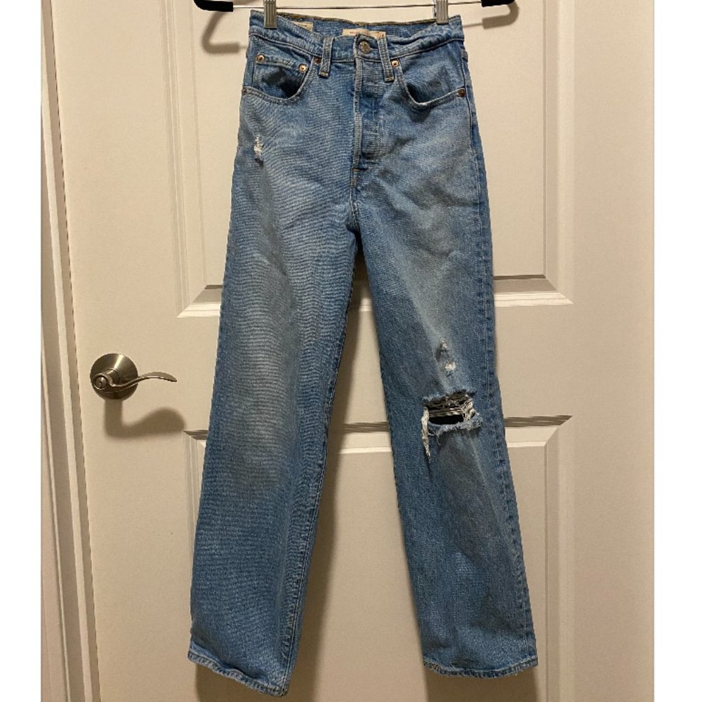 Levis Ribcage Straight Denim Jeans